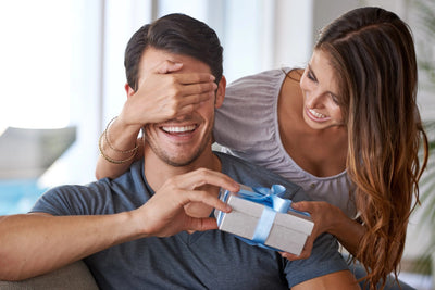 Como Escolher o Relógio Perfeito para Presente: Um Guia Completo